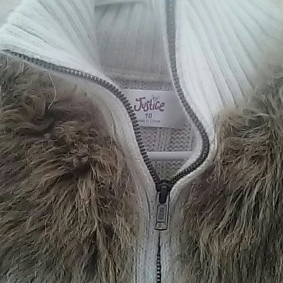 New Justice Girls Faux Fur Zip Up Vest - Picture 3 of 5